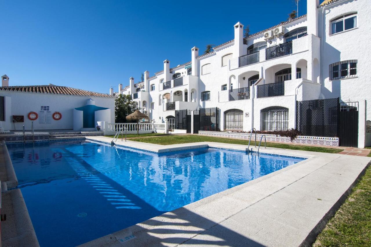 Apartment Verano Azul Нерха Экстерьер фото