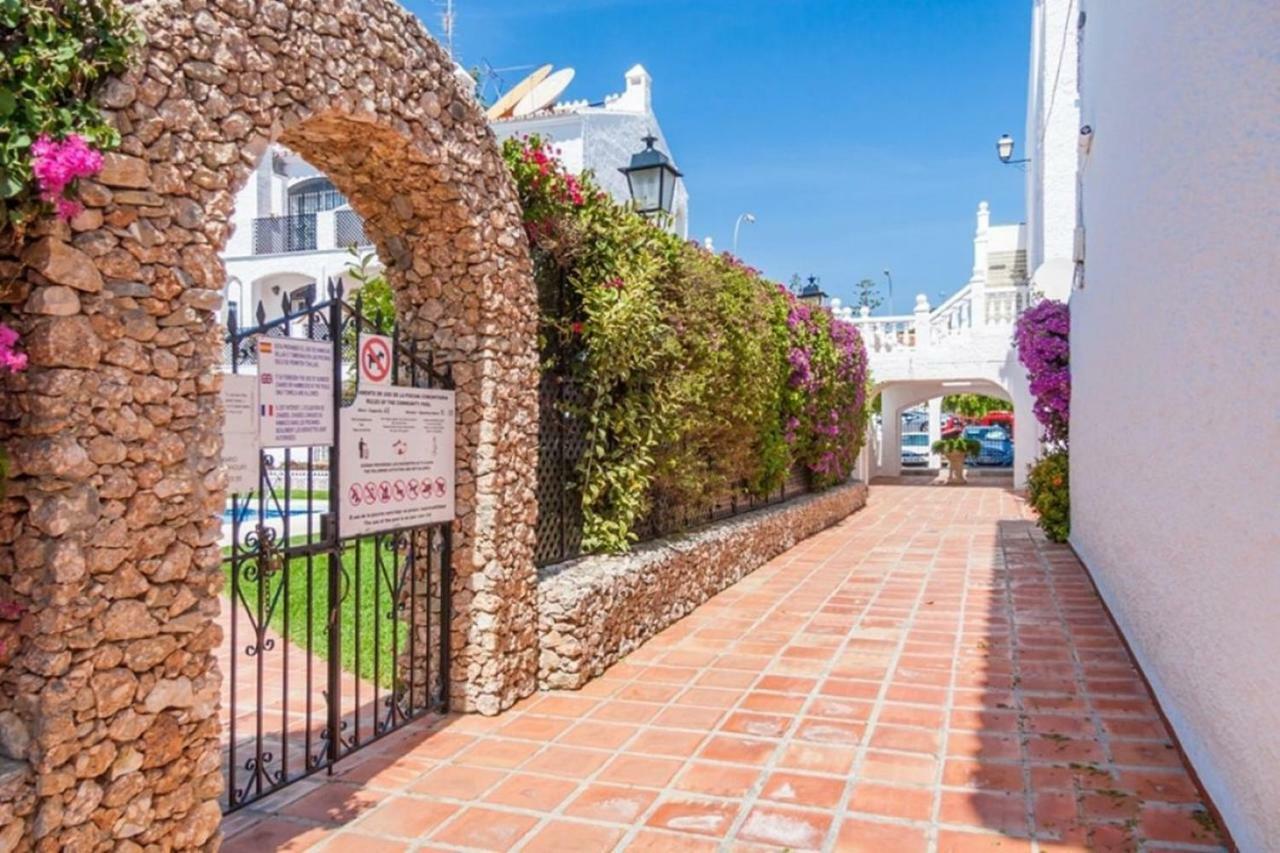 Apartment Verano Azul Нерха Экстерьер фото