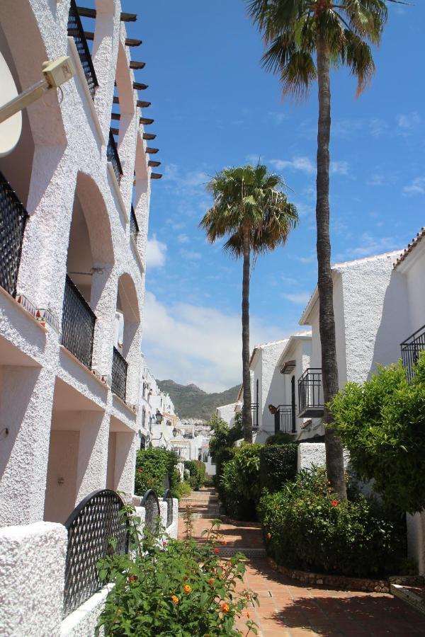 Apartment Verano Azul Нерха Экстерьер фото