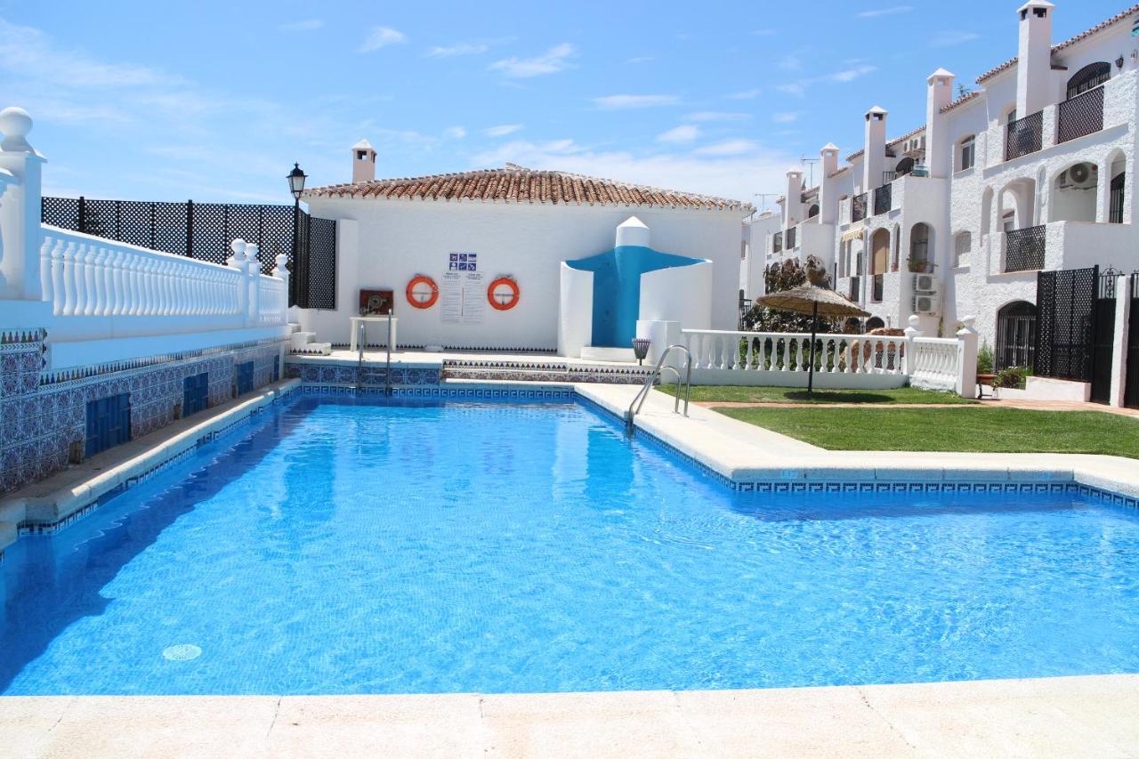 Apartment Verano Azul Нерха Экстерьер фото